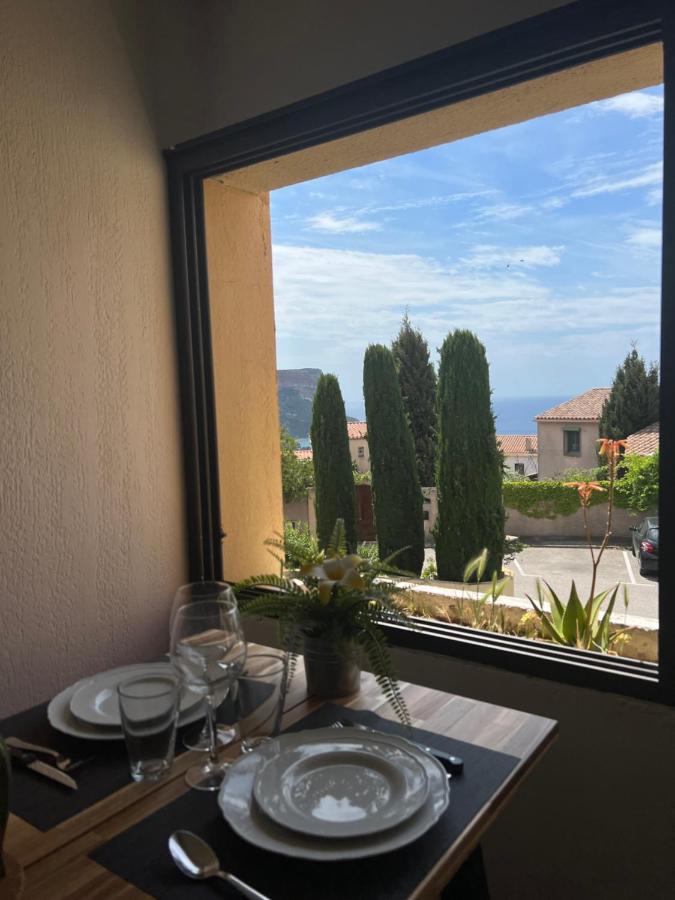 Appartement Confortable, Petite Vue Mer Et Piscine Cassis Dış mekan fotoğraf