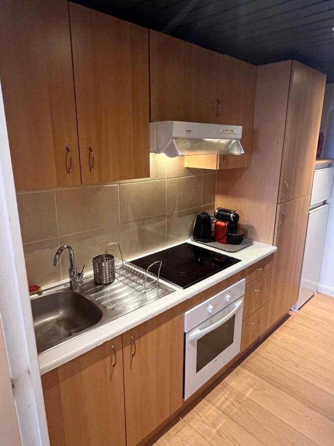 Appartement Confortable, Petite Vue Mer Et Piscine Cassis Dış mekan fotoğraf